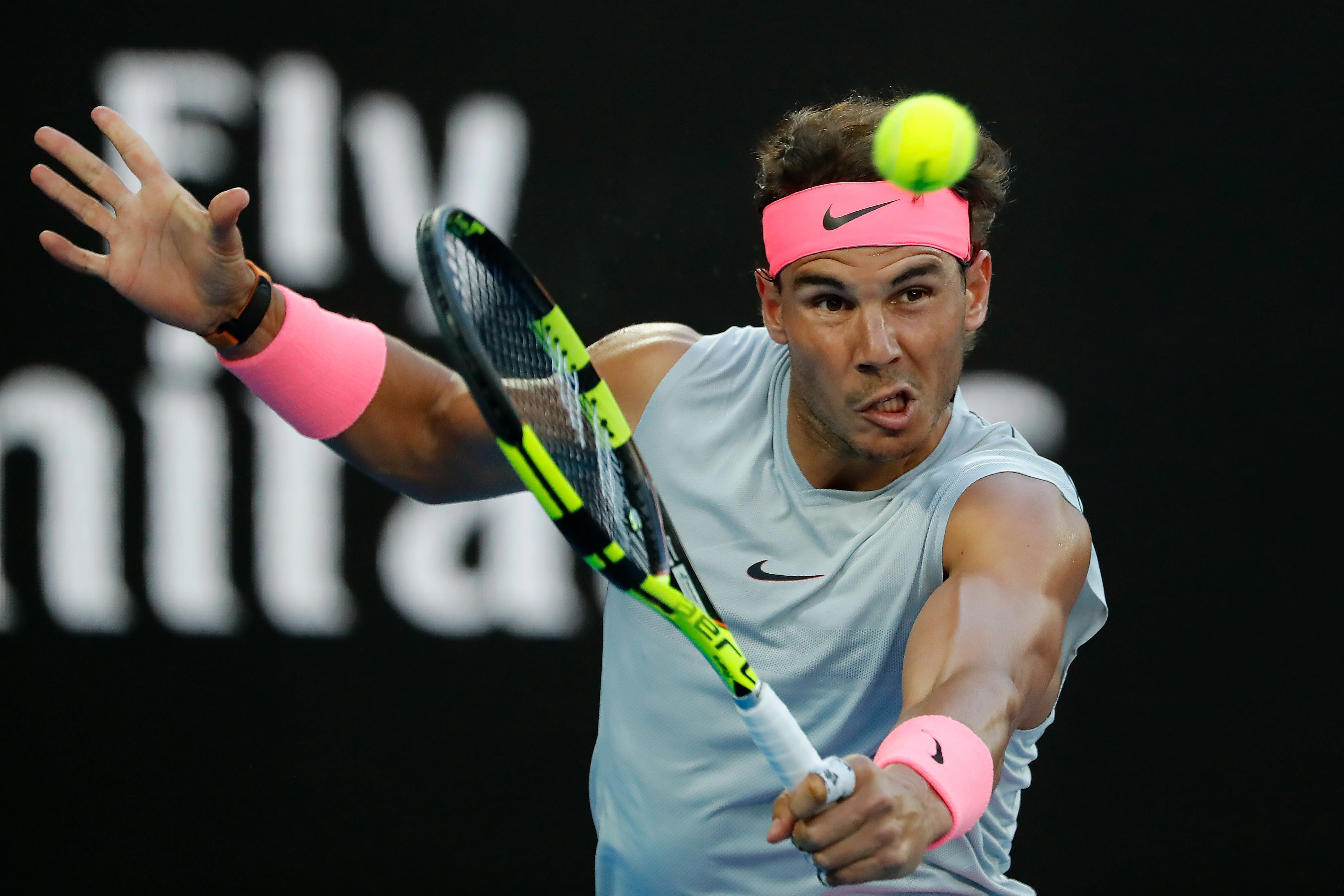 英国网球队险胜澳大利亚网球队，纳达尔打破历史纪录