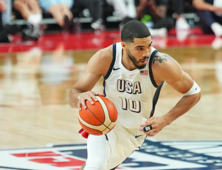 关于篮网逆转加拿大男篮，詹姆斯统治全场的信息