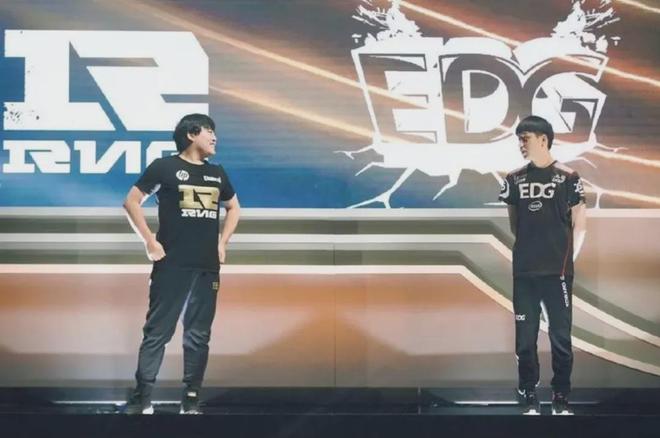 包含LPL迎来宿敌之战,恩怨再续的词条 包含LPL迎来宿敌之战,恩怨再续的词条