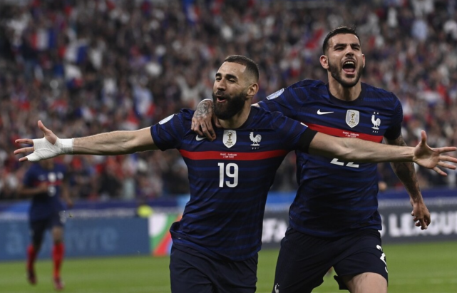 法国队逆转泰国队，桃田贤斗刷新纪录