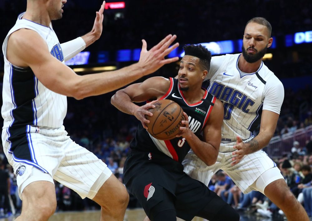 公牛完胜吉林队，麦科勒姆惊艳四座