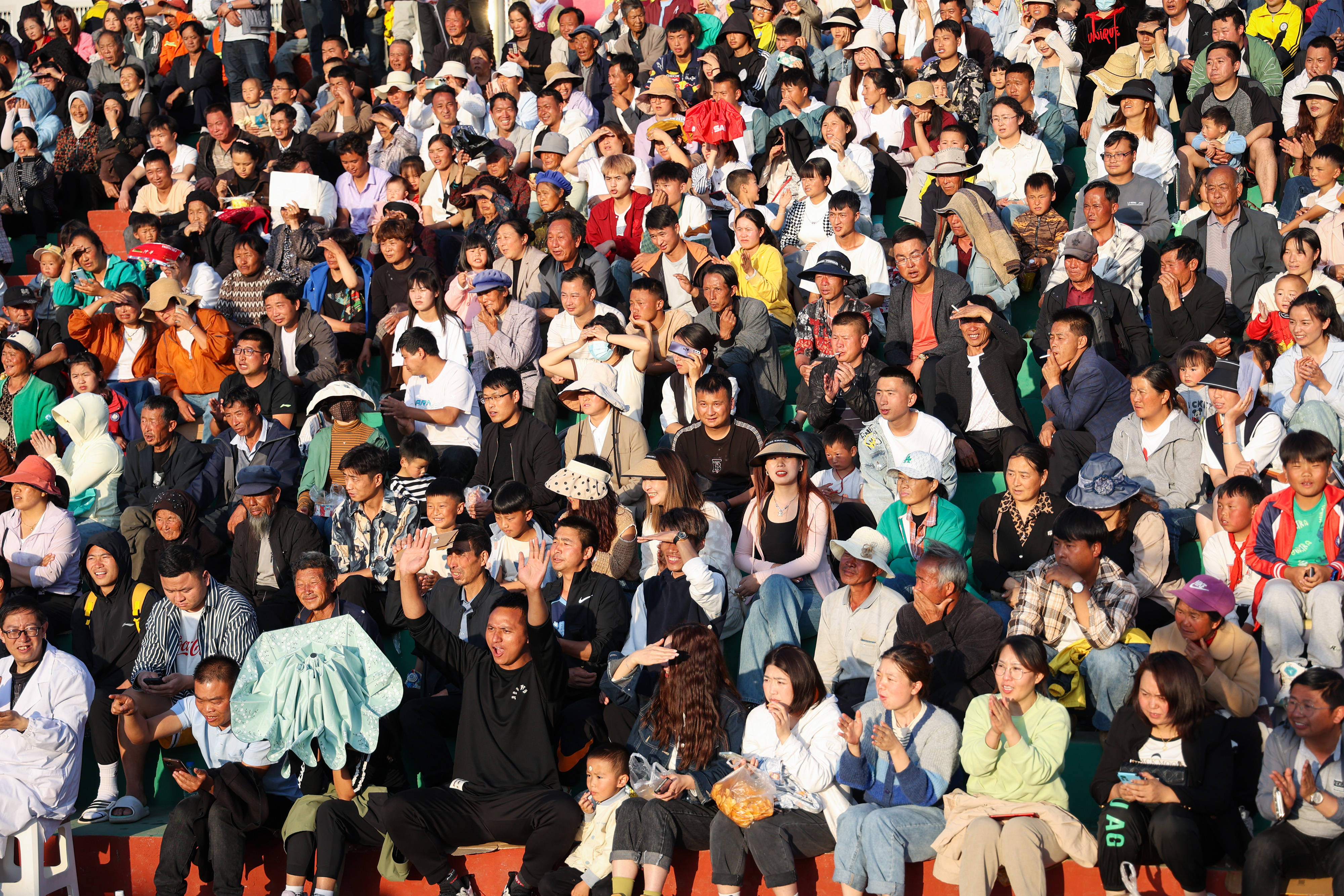 精彩纷呈的比赛场面给球迷留下深刻印象
