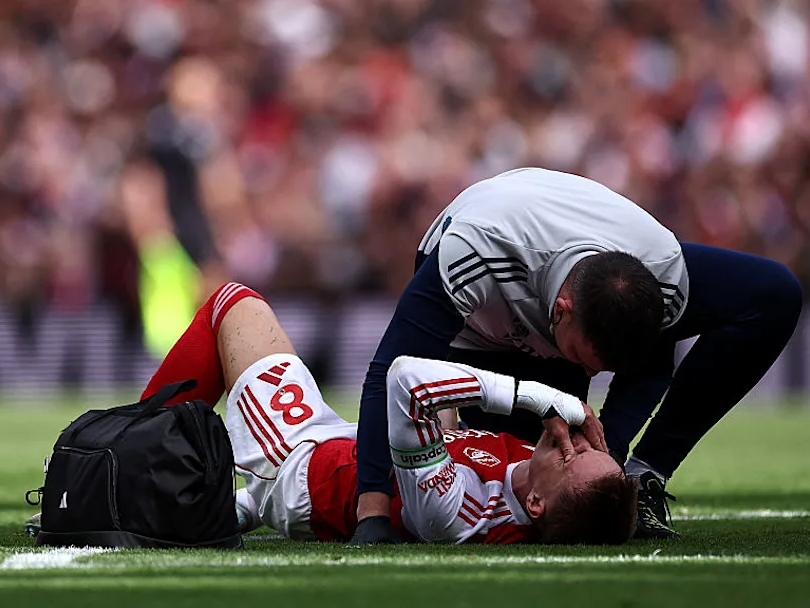 阿森纳绝杀沃特福德，豪取英超关键胜利