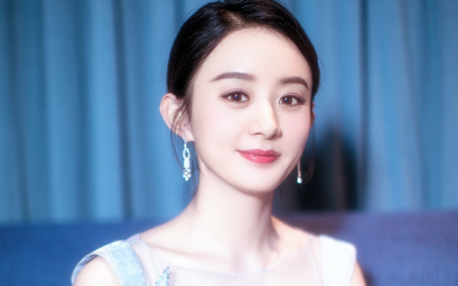 东方铁骑对决西洋骑士,克莱的稳定哲学与上海队的唯一性