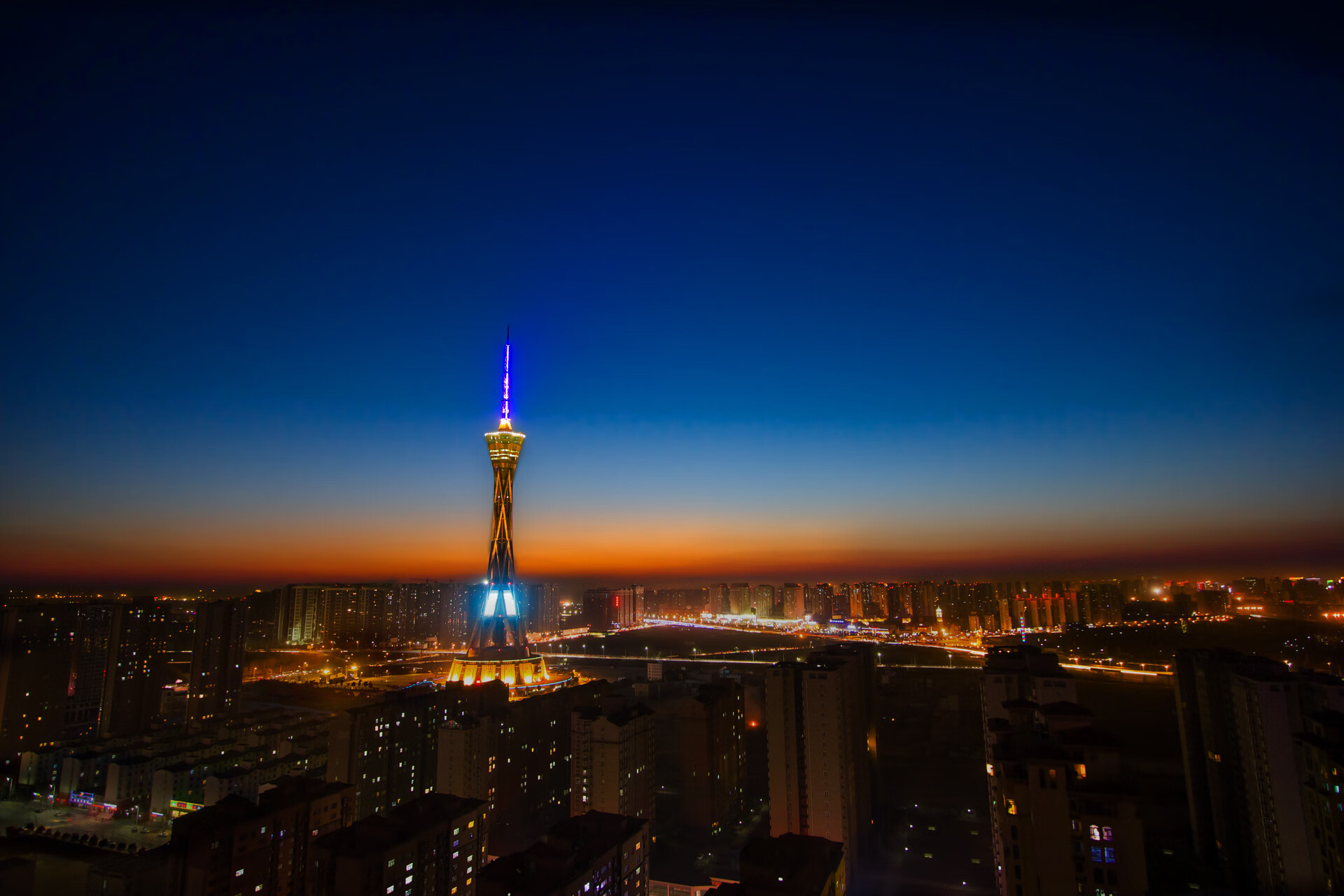 伦纳德解锁世界切换者成就,在元宇宙对决深圳队之夜,跨越10000分里程碑