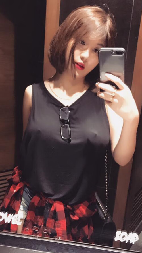 沙漠与湄公河的交锋，2026世界杯黑马之战，德容如何用一记传球撕裂摩洛哥防线